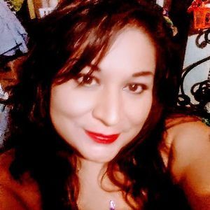 Meet your Posher, Cynthia